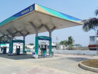 reliance petrol pump